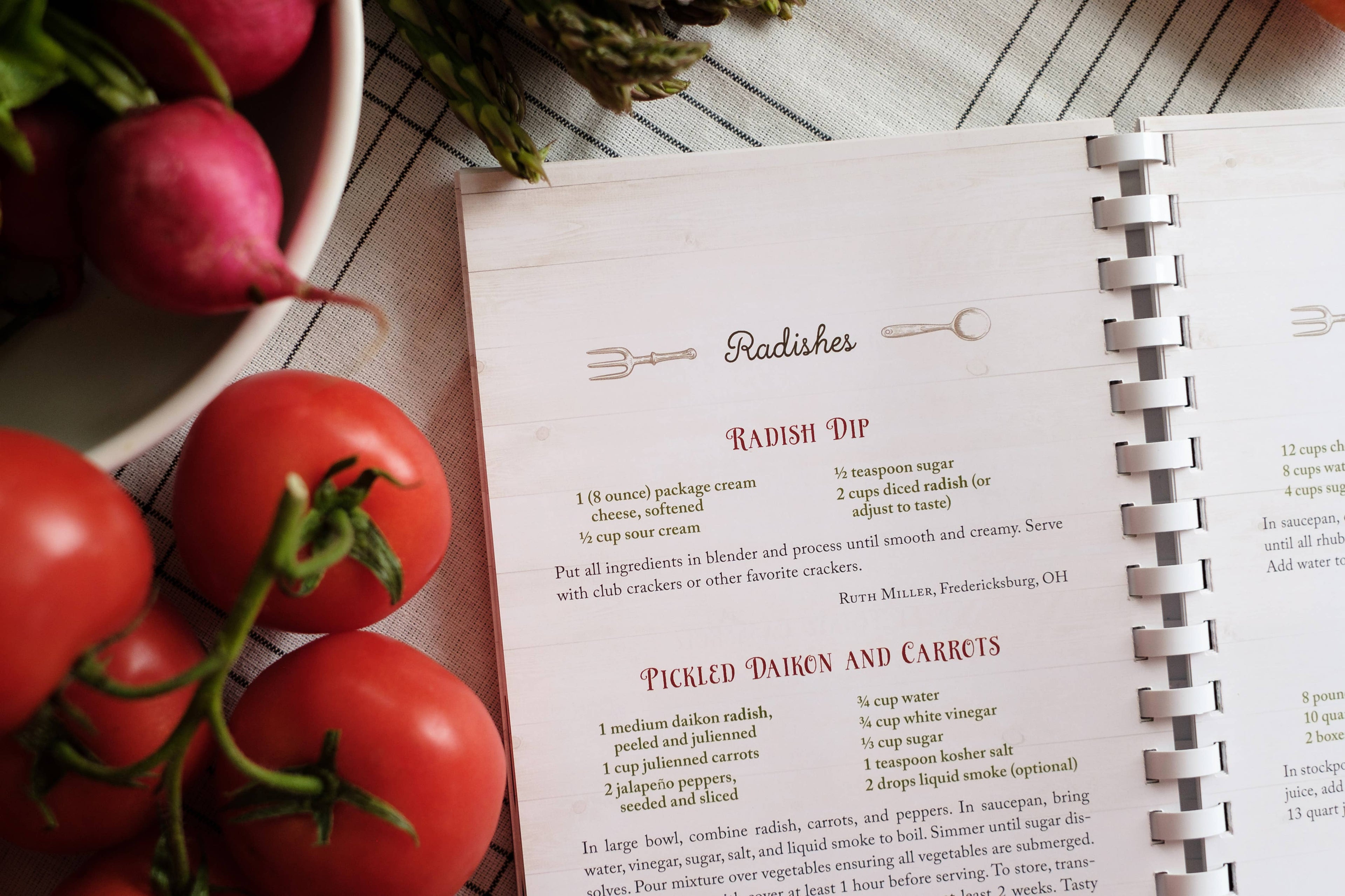 Wanda E. Brunstetter's Amish Friends Farm-to-Table Cookbook