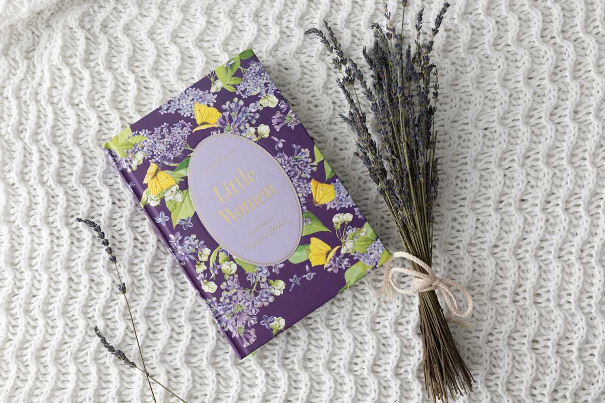 Little Women by: Hardcover; 416 pages / English