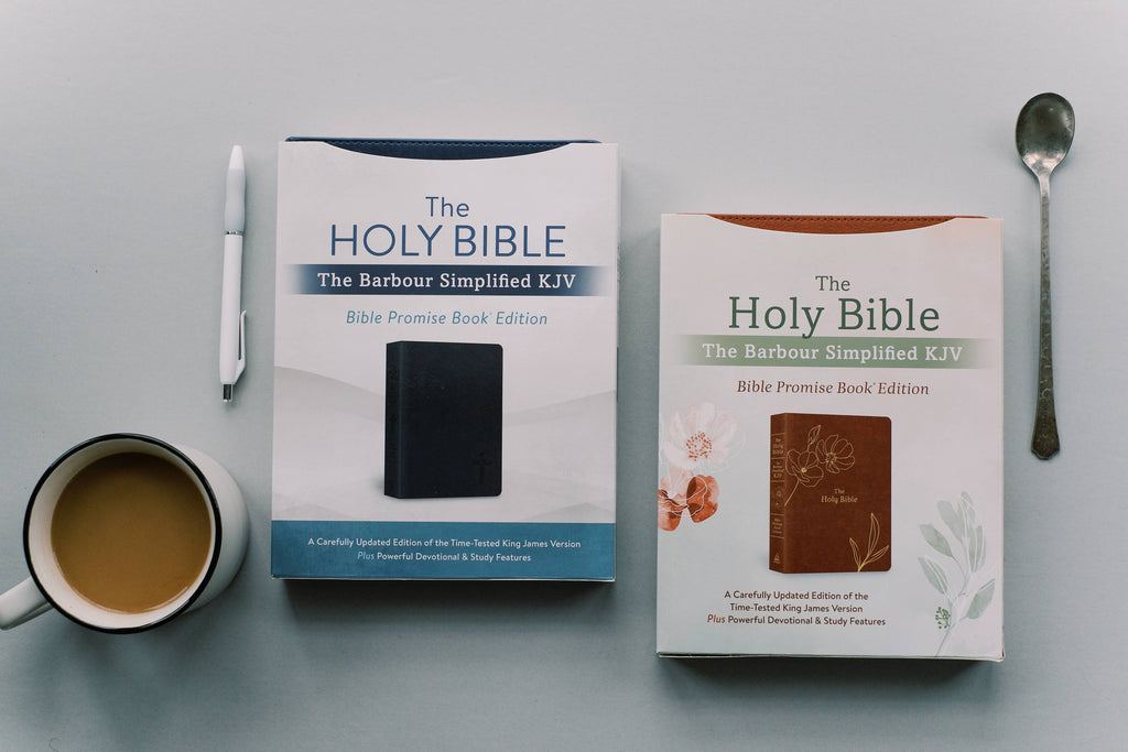 The Holy Bible: SKJV [Navy Cross]