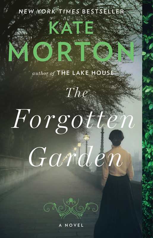 Forgotten Garden by Kate Morton: Paperback; 560 pages / English