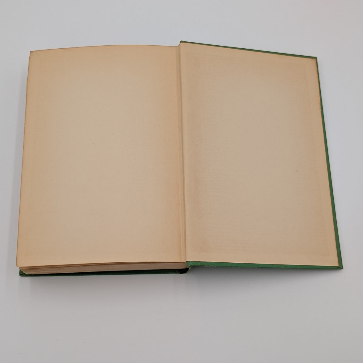 Green Hills of Africa by Ernest Hemingway (1935) – First Edition, Later Printing – Scribner’s – No Dust Jacket