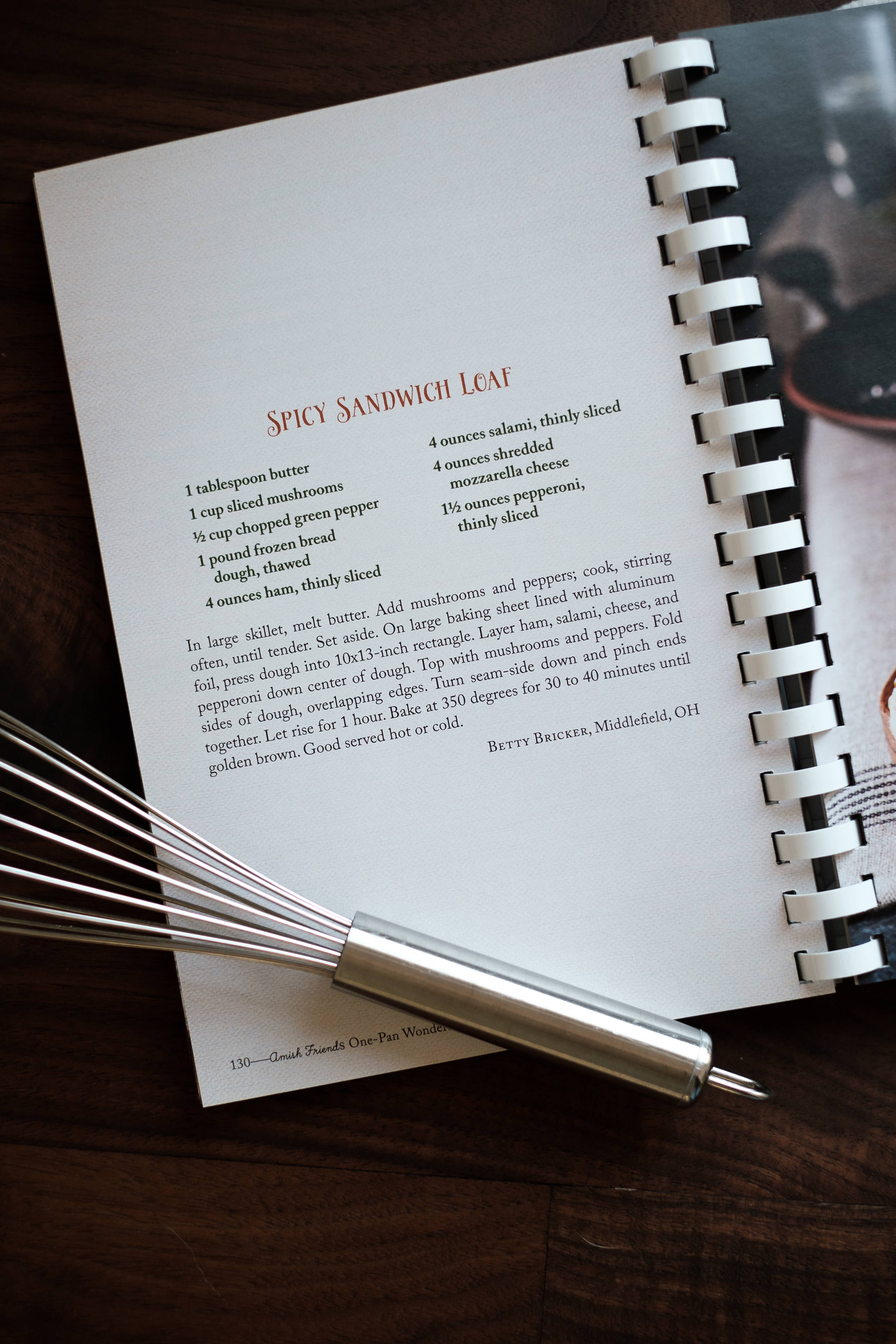 Wanda E. Brunstetter's Amish Friends One-Pan Wonders Cookboo