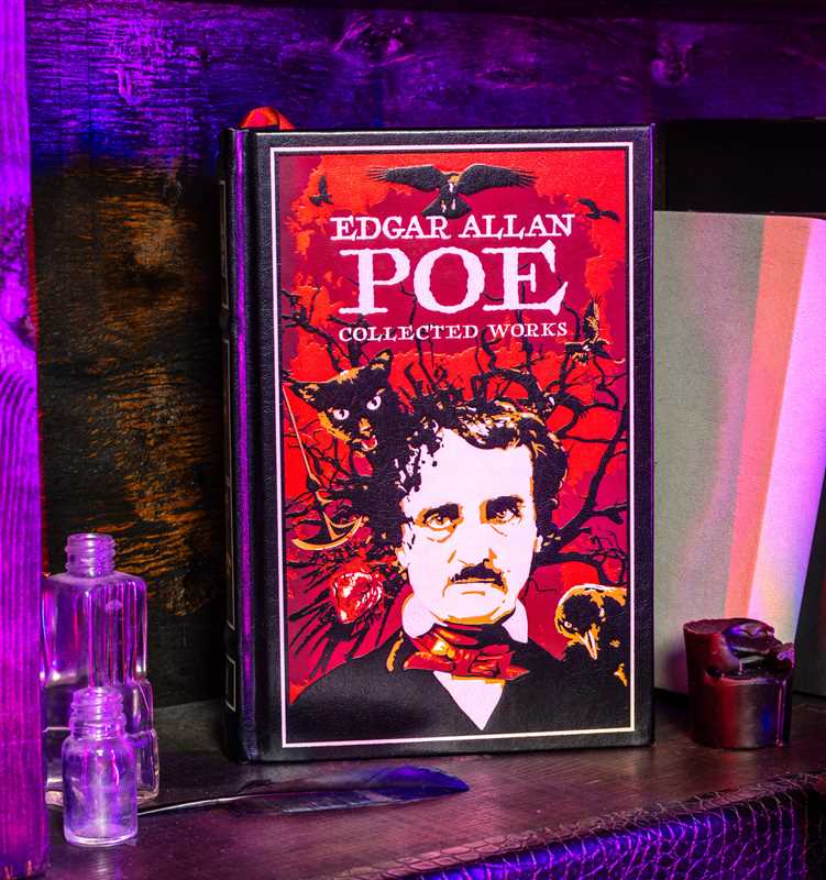 Edgar Allan Poe by Edgar Allan Poe: Embossed Leather; 744 pages / English