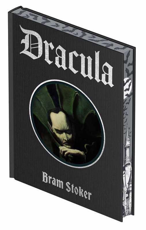 Dracula by Bram Stoker: Hardcover; 304 pages / English